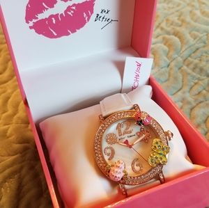 NIB Betsey Johnson watch